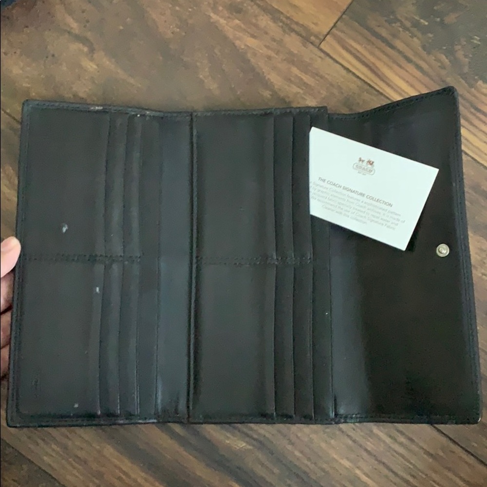 Coach Signature Collection Wallet - Picture 3 of 5